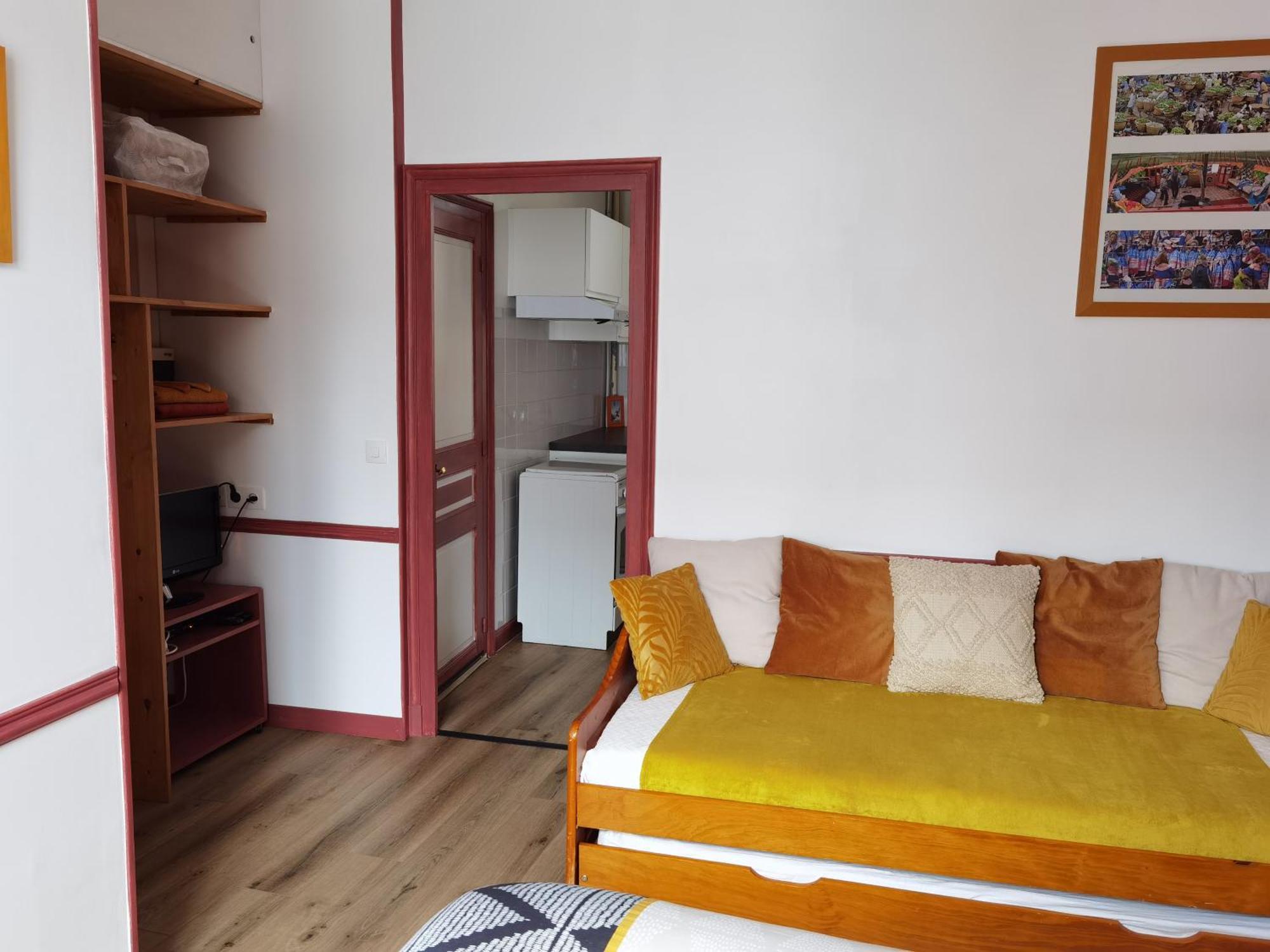 Les Camelias Apartment เลอมงต์-ดอร์ ภายนอก รูปภาพ