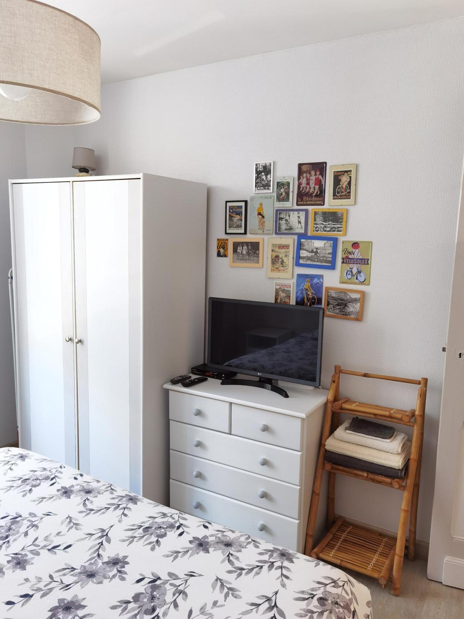 Les Camelias Apartment เลอมงต์-ดอร์ ภายนอก รูปภาพ
