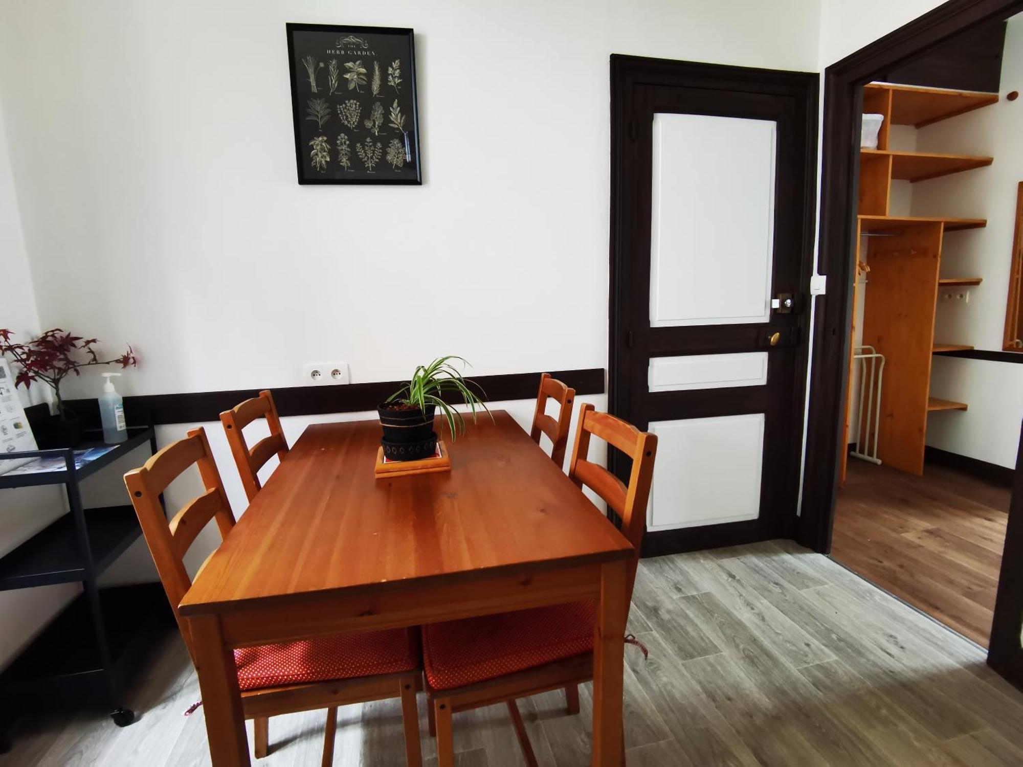 Les Camelias Apartment เลอมงต์-ดอร์ ภายนอก รูปภาพ
