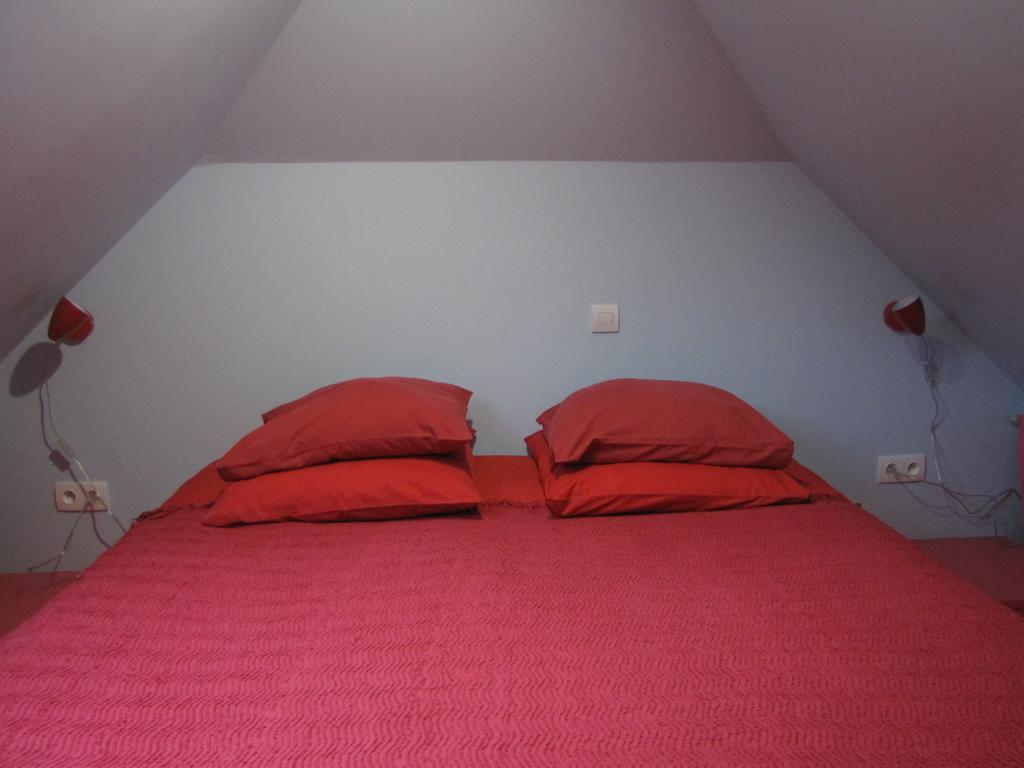 Les Camelias Apartment เลอมงต์-ดอร์ ห้อง รูปภาพ